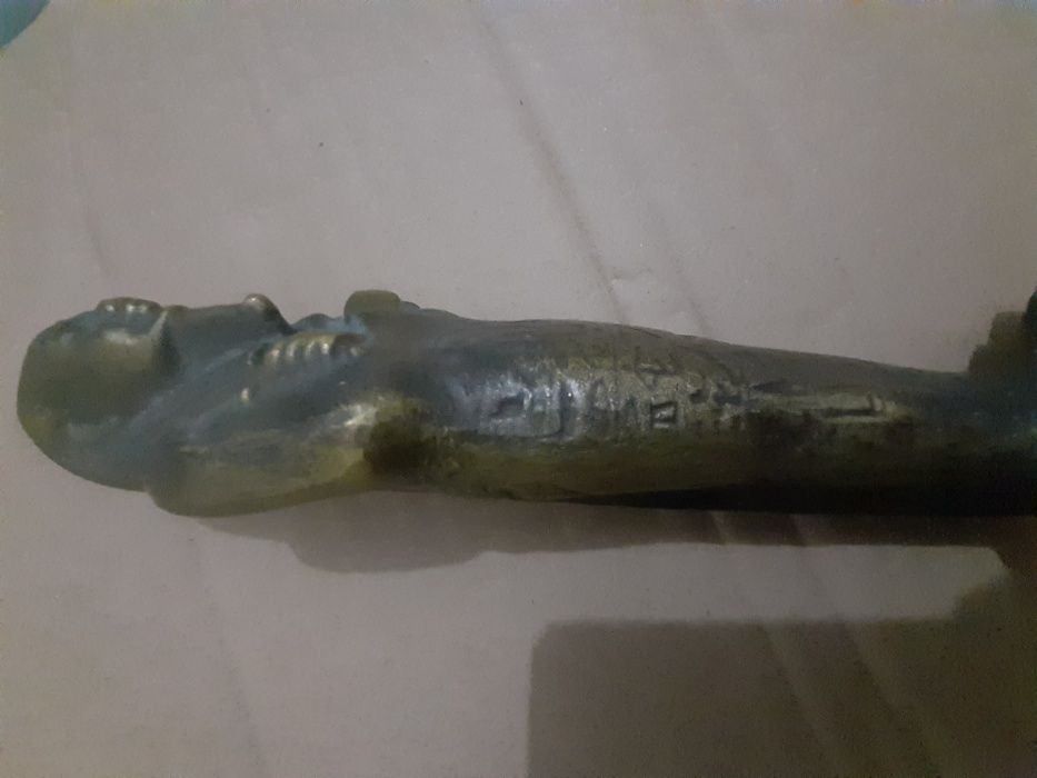 Statueta veche egipteana