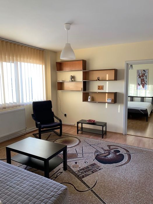 Inchiriere apartament 2 camere - Zona Palat