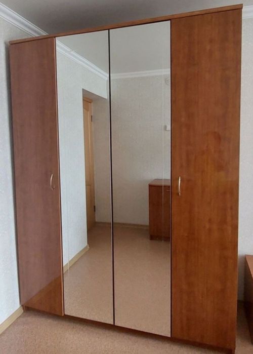 Необычная спальная мебель.