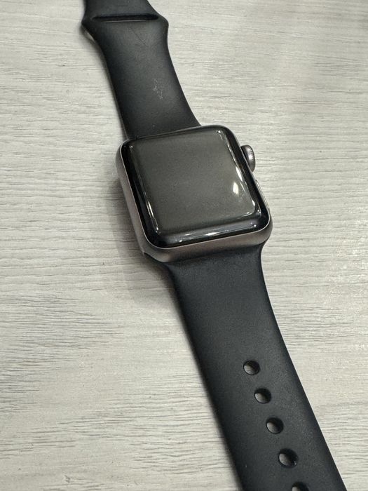 Apple Watch Series 3, 38 мм (оригинал)