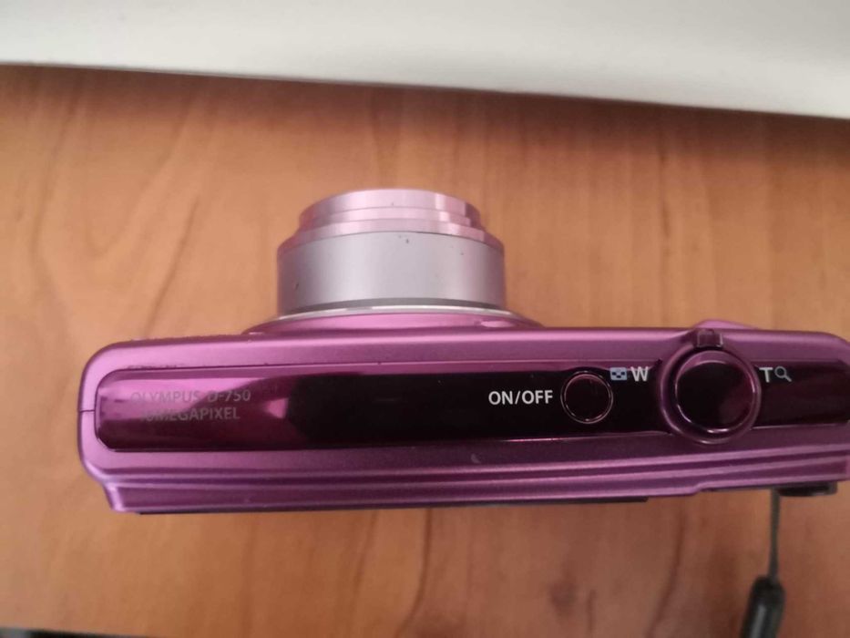 Фотоапарат Olympus d750