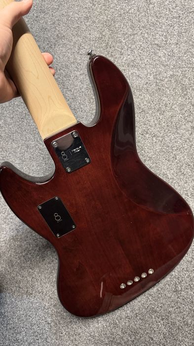 Marcus Miller V7 5 Corzi + Subwoofer