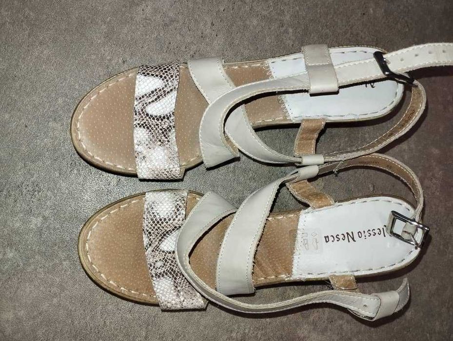 Женская обувь.Новая