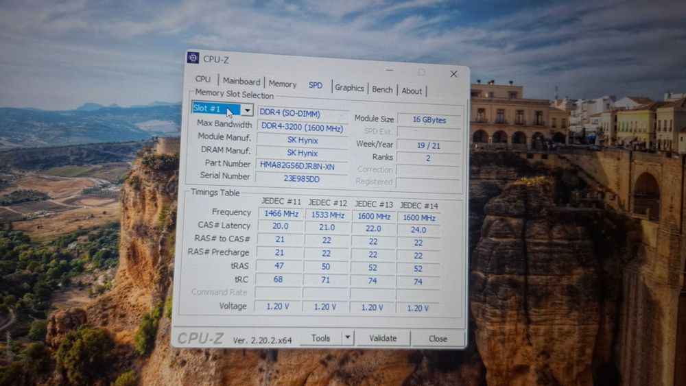 Lenovo ThinkPad E15 Gen 2 i7-1165G7 / 16GB / SSD / NVIDIA MX450 2GB