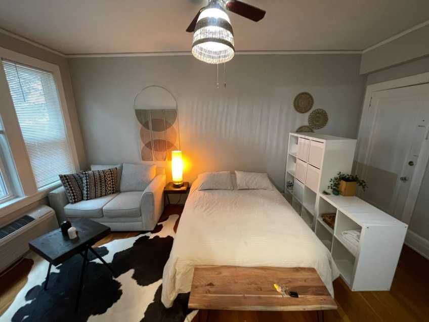 Дава се под наем Едностаен апартамент в София, Център - 35 кв.м за 280.5 € - Снимка #3