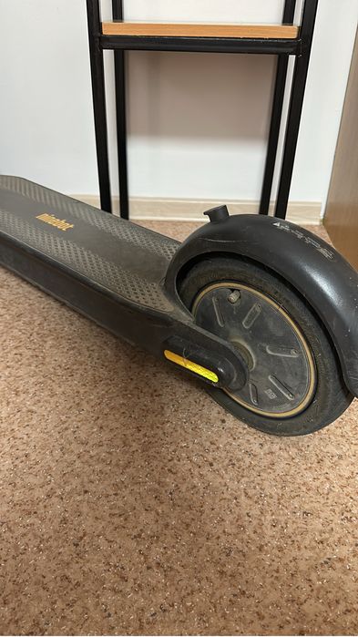 Продам электросамокат Ninebot KickScooter Max G30