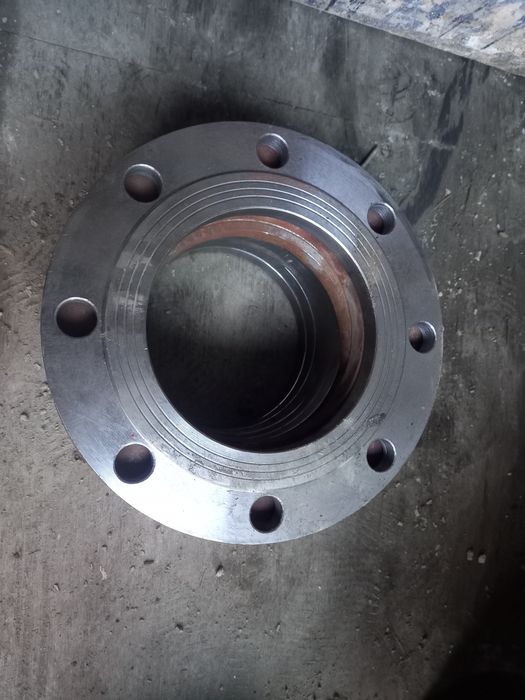 Продам фланцы...