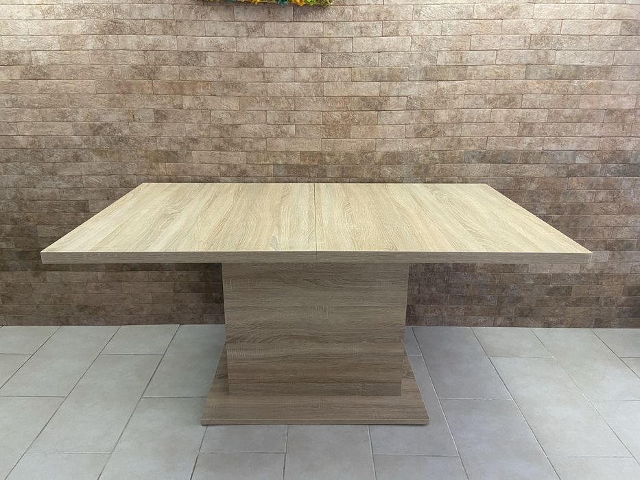 Vând masă de bucătărie