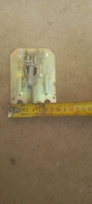 Зажим для опалубки  клипс