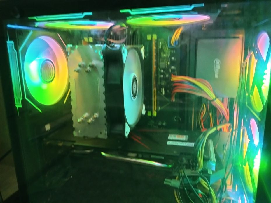 Продам игровой настольный компьютер