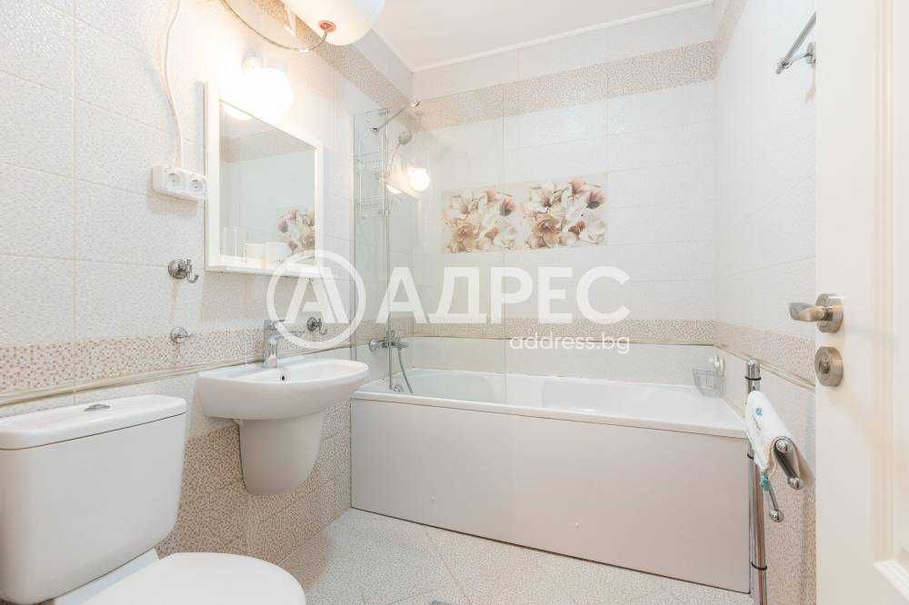 Дава се под наем Двустаен апартамент в Търговище, Вароша - 65 кв.м за 510 € - Снимка #5