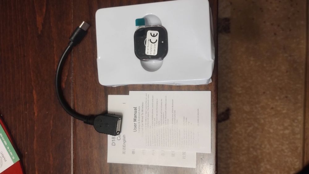 Безжичен адаптер за Car play и Android auto