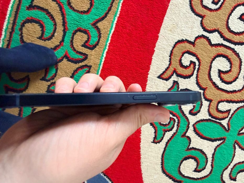 Айфон 13 сатылад