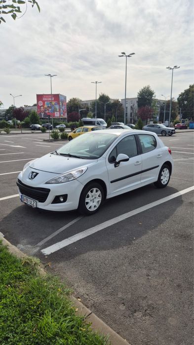 Peugeot 207, 2011, 135000 km
