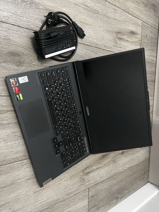 Ноутбук Lenovo legion 5