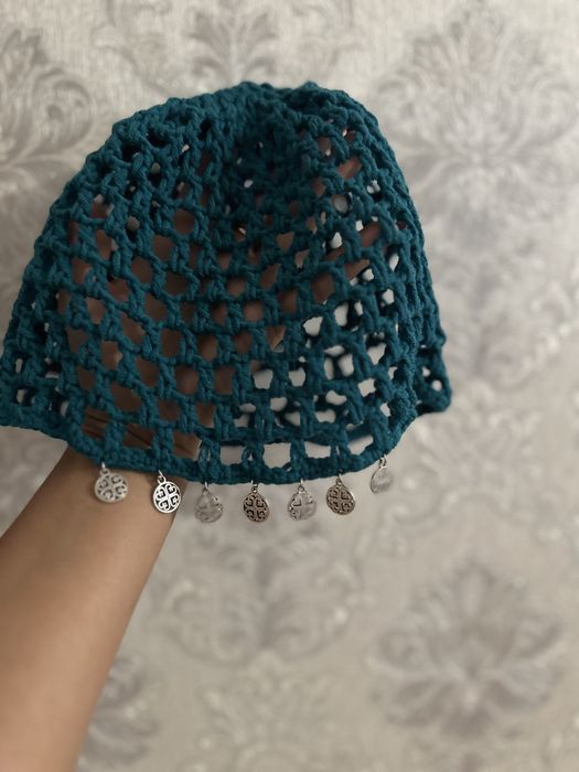 Шапочка ручной работы мама и дочка
