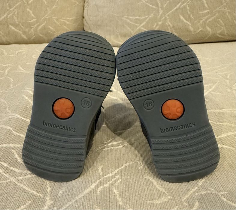 Обувки бебе Biomechanics 18 номер