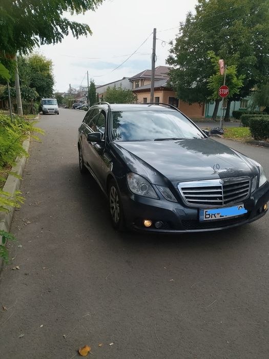 MERCEDES-BENZ E-Class 2011 — imagine 1
