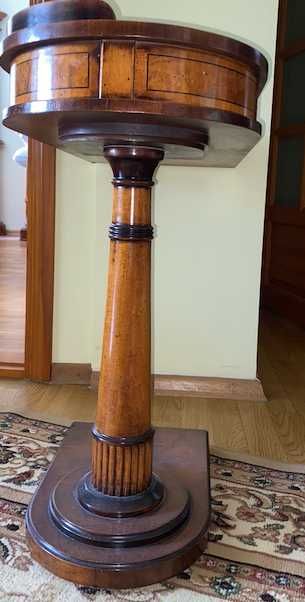 Итальянская Консоль / стол /