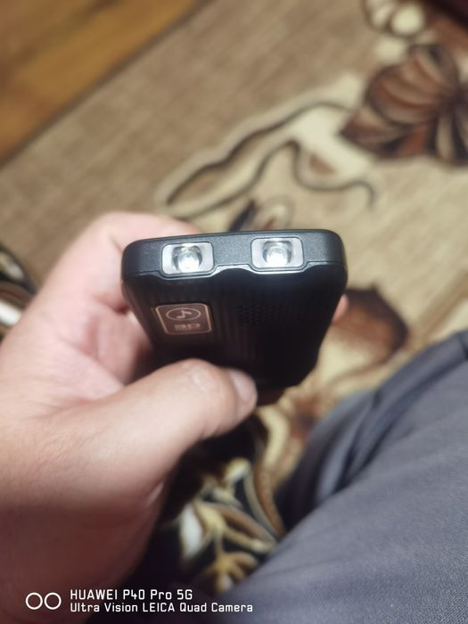 Телефон GUVET чисто нов