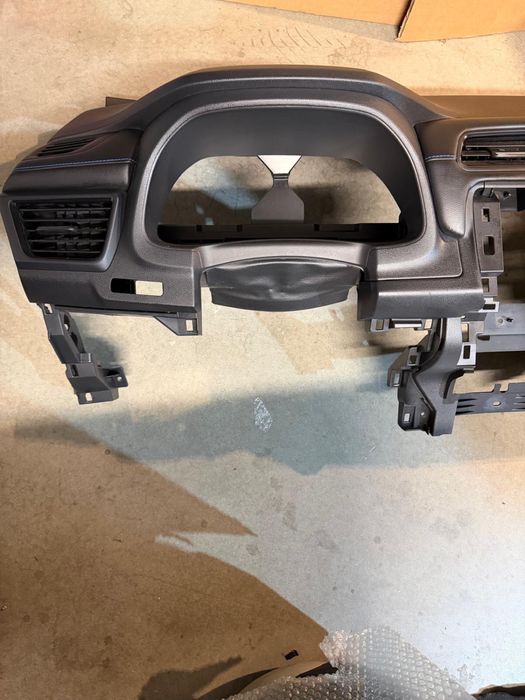 Plansa bord nissan leaf