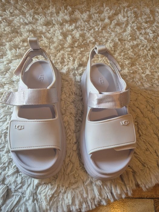 Детски сандали UGG