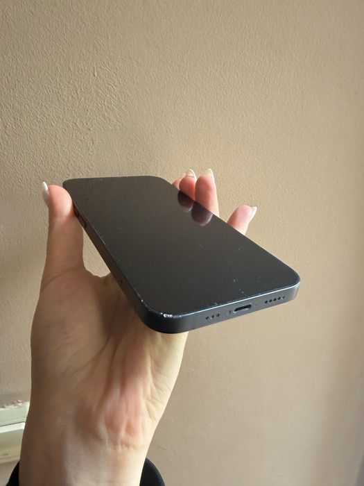 iPhone 13 – 128 GB, Midnight Black