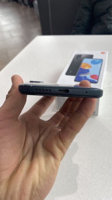 Redmi Note 11 гарантией