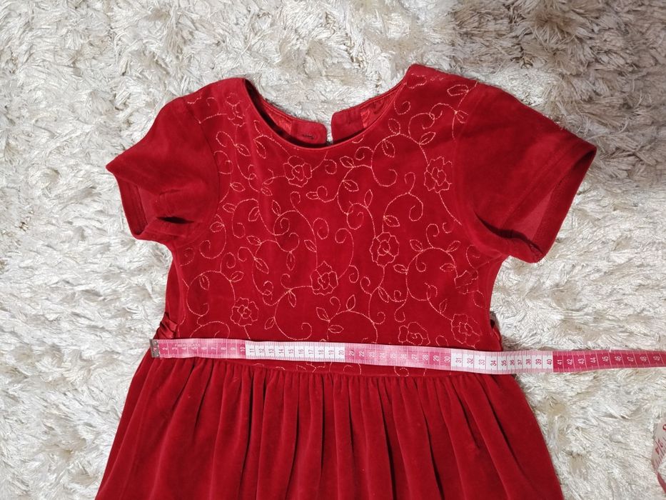 Rochiță catifea roșie 5 ani