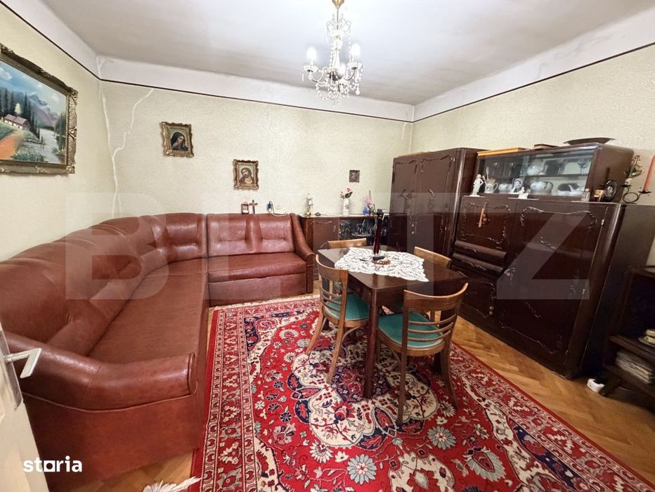 Casa locuibila imediat | 4 camere, garaj, beci si gradina | Zona Cinde