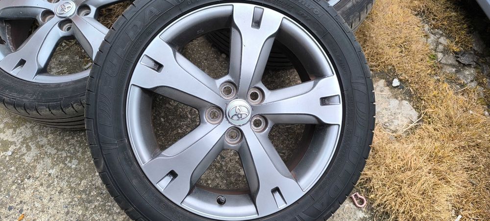 Оригинални джанти Toyota 16" 5x100 ET39 с гуми Fulda SportControl 205/50 R16