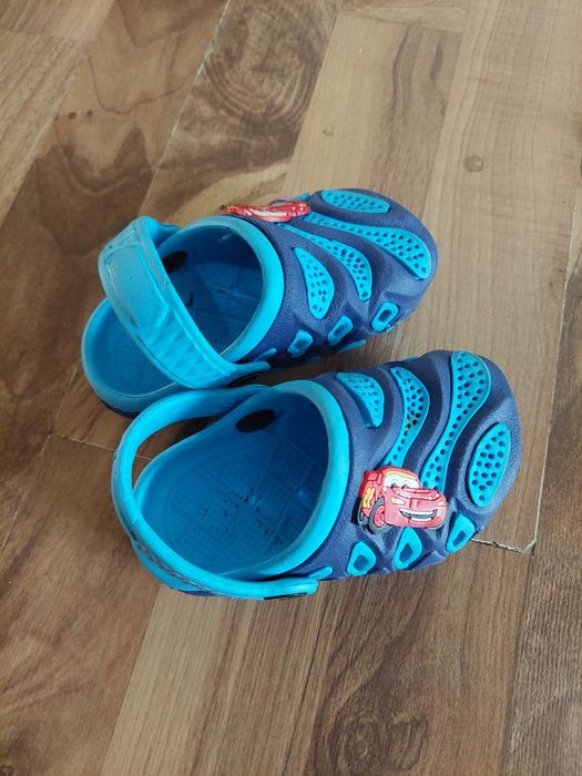 Резиновые тапочки детские