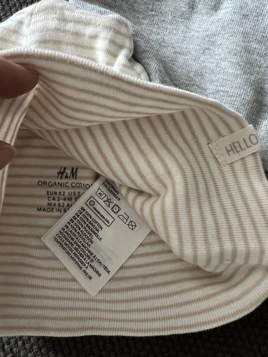 Set 3 căciuli bebe mărime 62-68; H&M