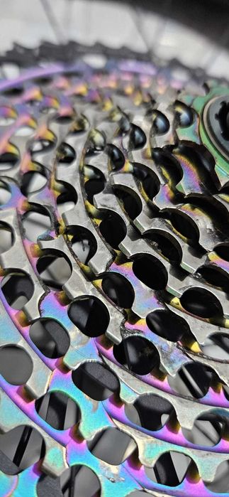 Pinioane + lant Sram Eagle XG-1299 10-52T Rainbow