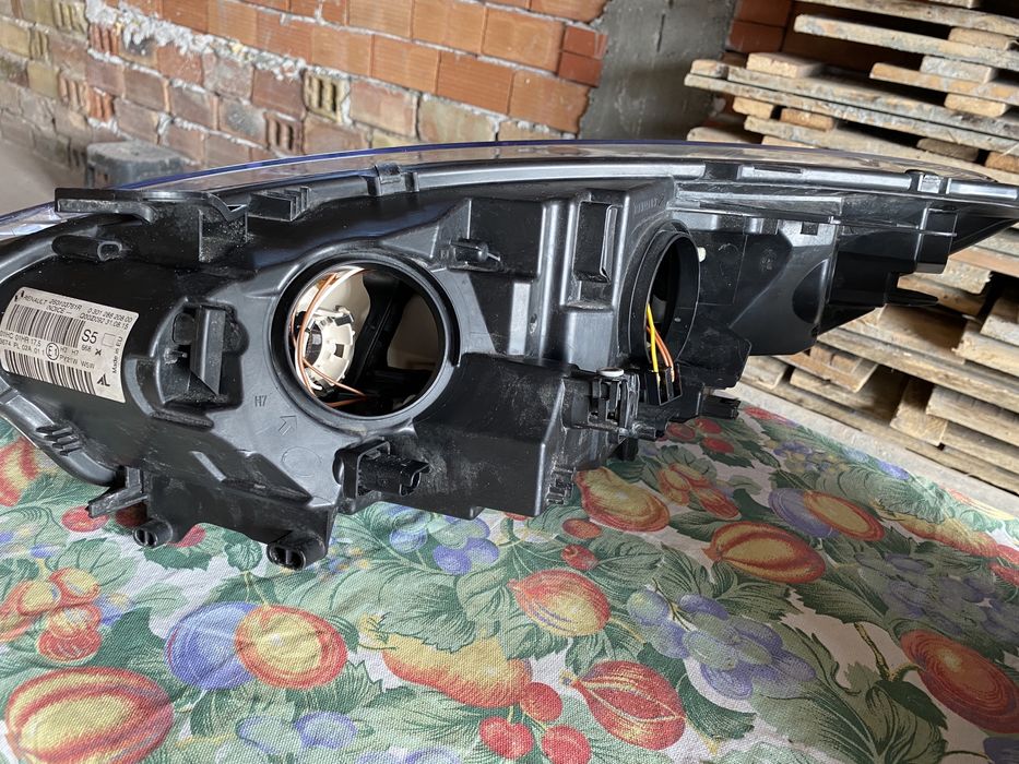 Фарове Renault Megane 3 Phase 3