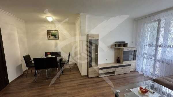 Тристаен апартамент в квартал Лазур 96906