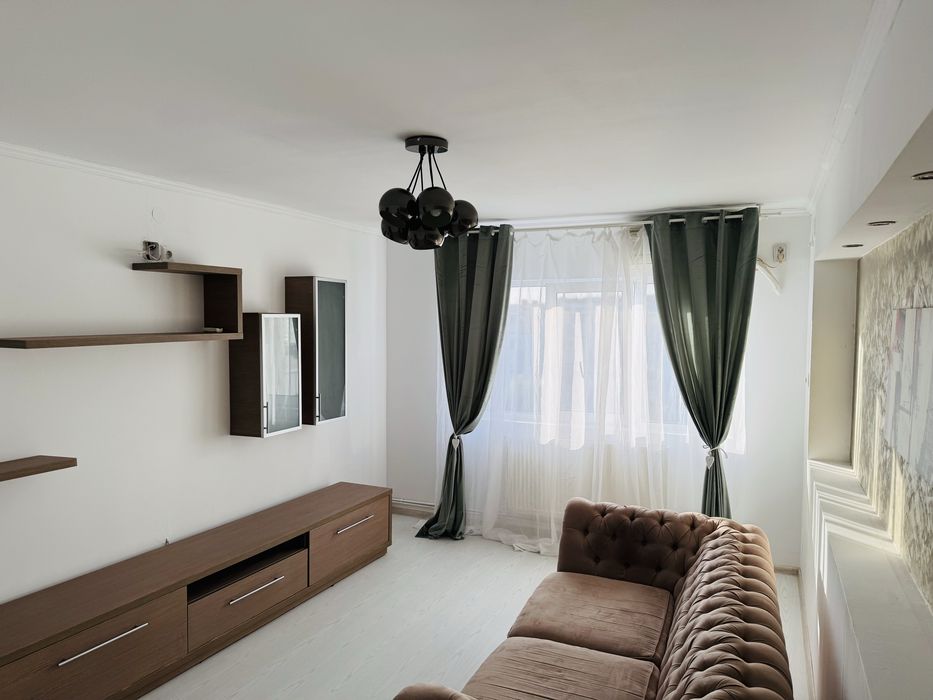 Inchiriez apartament 2 camere strada Sfanta Vineri