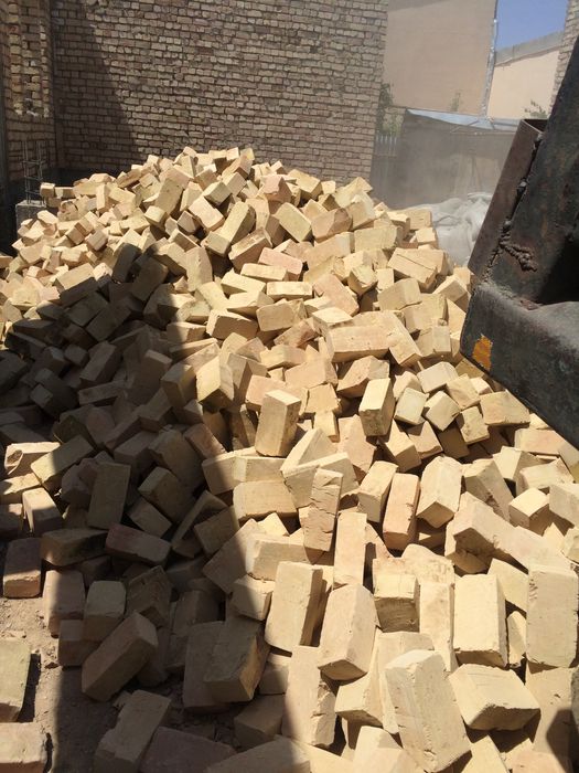 Полутора ва стандарт гишт бор.