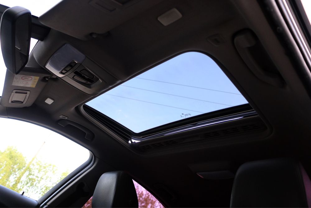 Bmw F30 320D/184cp/automata/unic proprieter/ navi mare