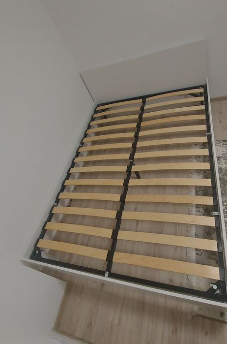 Продам кровать 140×200