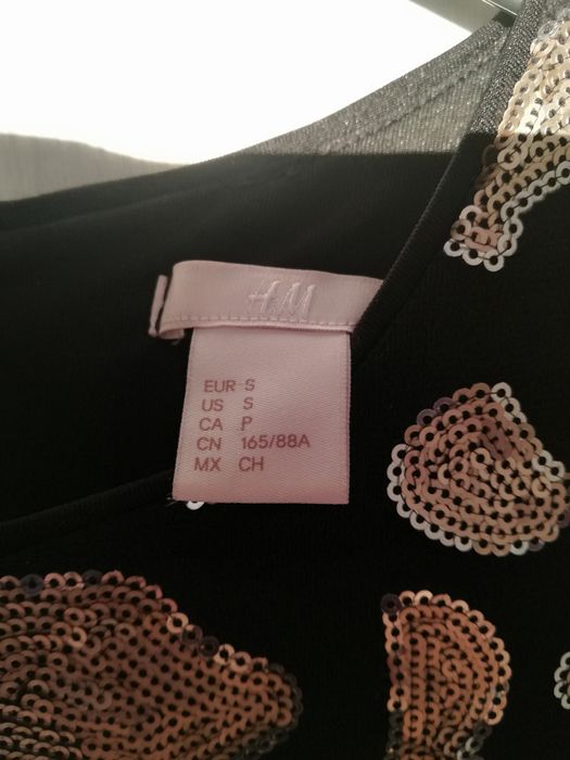 Черна празнична рокля H&M