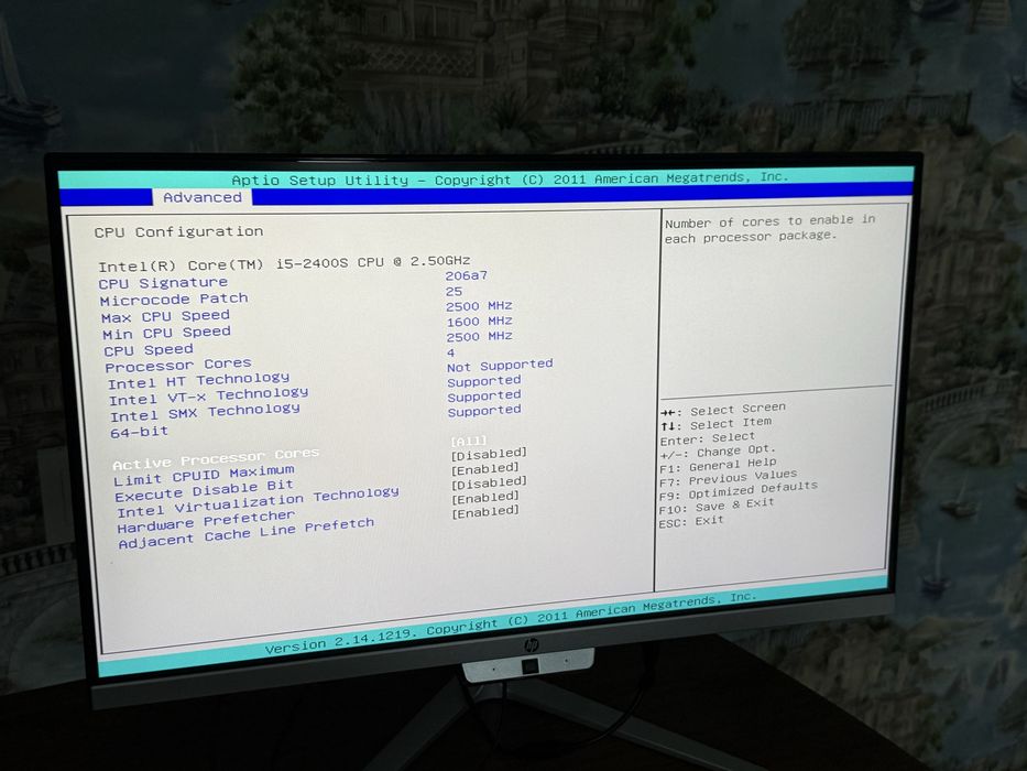 продаётся моноблок intel core i5, hp, белый, в хорошем состоянии