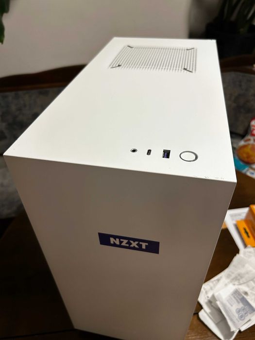 Геймърски i9 11900Kf/RTX 3060 12gb/16gb рам/Nvme 1,5tb/NZXT Top RGB