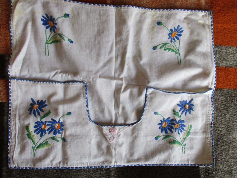 Ковьор и покривки-ръчно плетени ,бродирани и тъкани