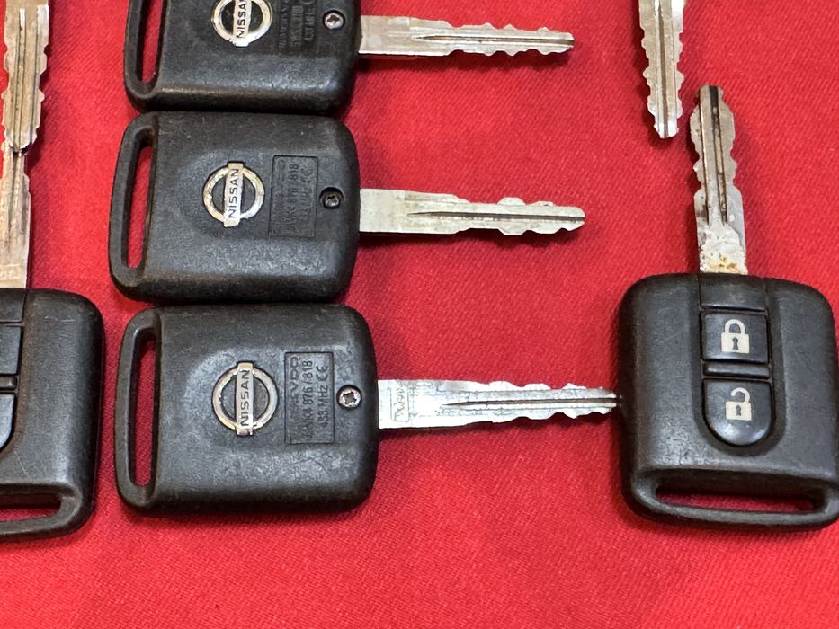 Ключ за Nissan  Micra Almera Primera Tino оригинален с 2бутона