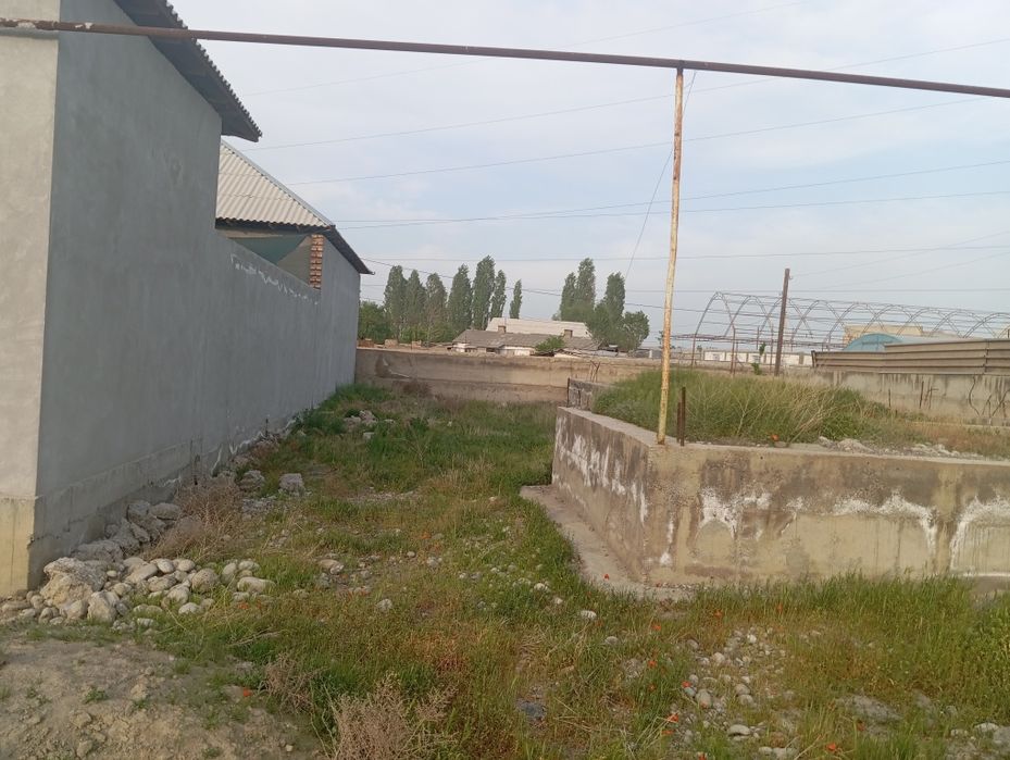 Участка сотилади