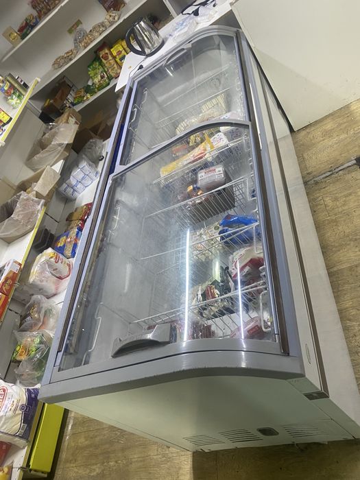 Витринный холодильник и Витринный морозильник