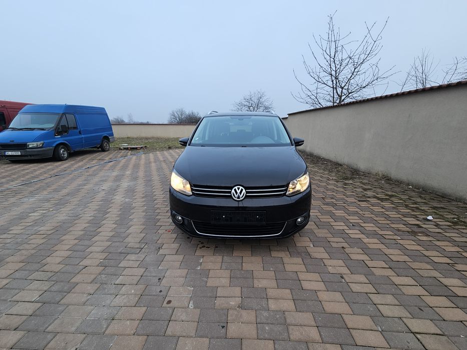 Vw Touran Highline 2013 ~140 Cp E5 /7 Locuri/Klima/Senz park/Navi/360°