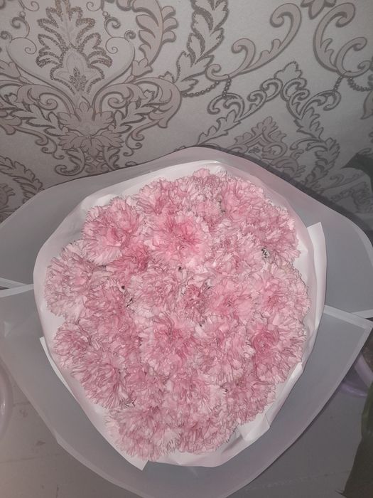 Букет ромашковый розовый цвет