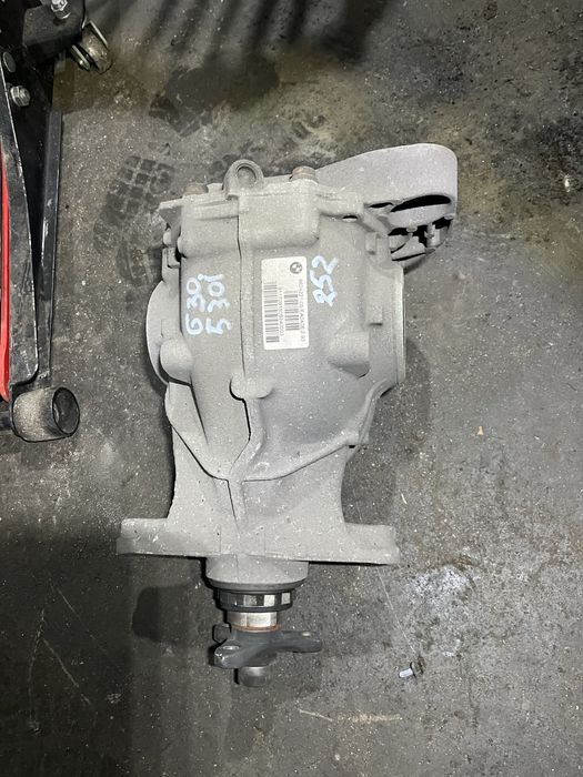 Диференциал бмв 5 г30/31 530и 252 ( diferencial bmw g30 530i 252 )